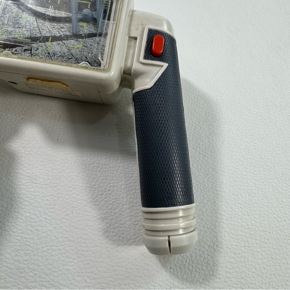 Vintage 1997 Lucas Film Star Wars X-wing Ship Handheld Star Wars Game Works - Picture 3 of 10